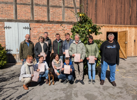 2024-09-14__Gruppenfoto_Neuimkerkurs.png